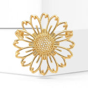 Daisy Outline Brooch